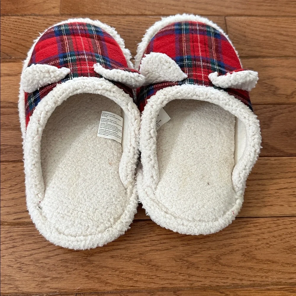 ❤️ Girls slippers red plaid size 13 / size 1 youth animal with ears